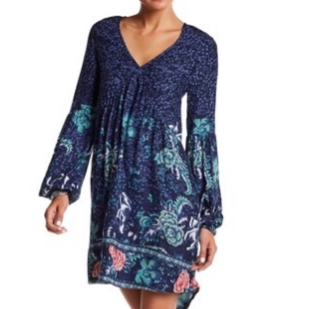 Billabong small long sleeve paisley dress small